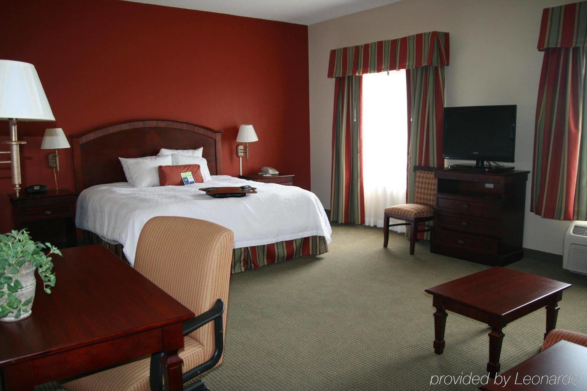 Hampton Inn And Suites Lafayette Room photo