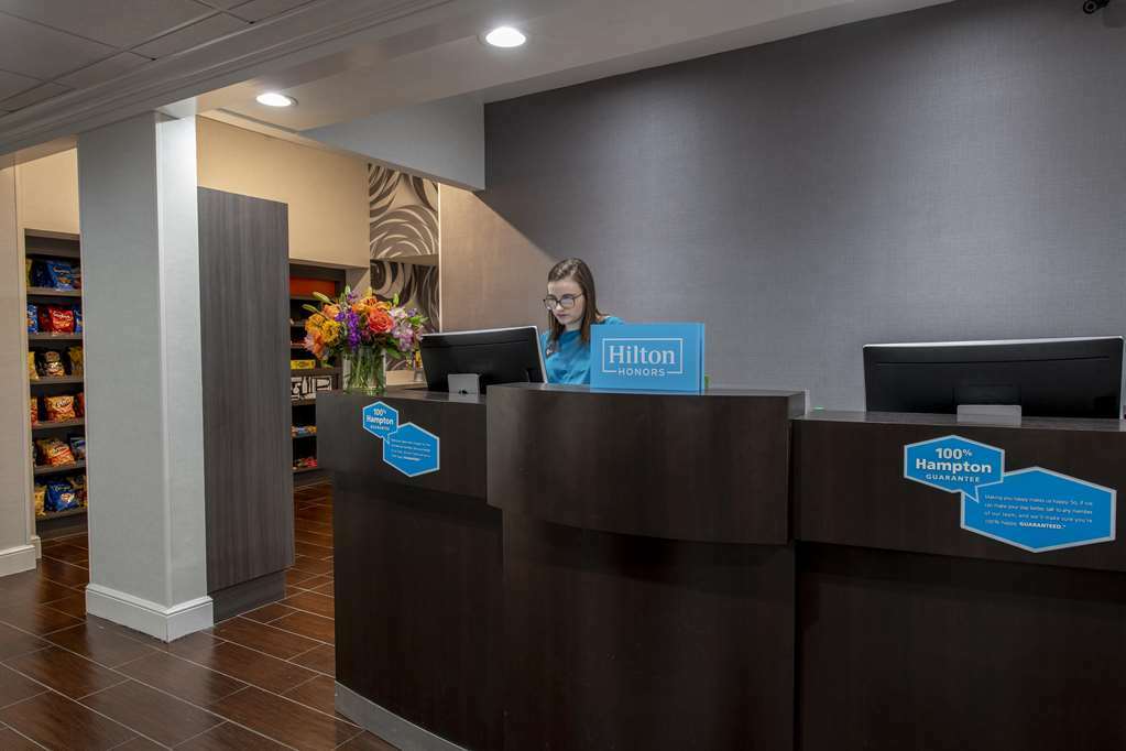 Hampton Inn And Suites Lafayette Interior photo